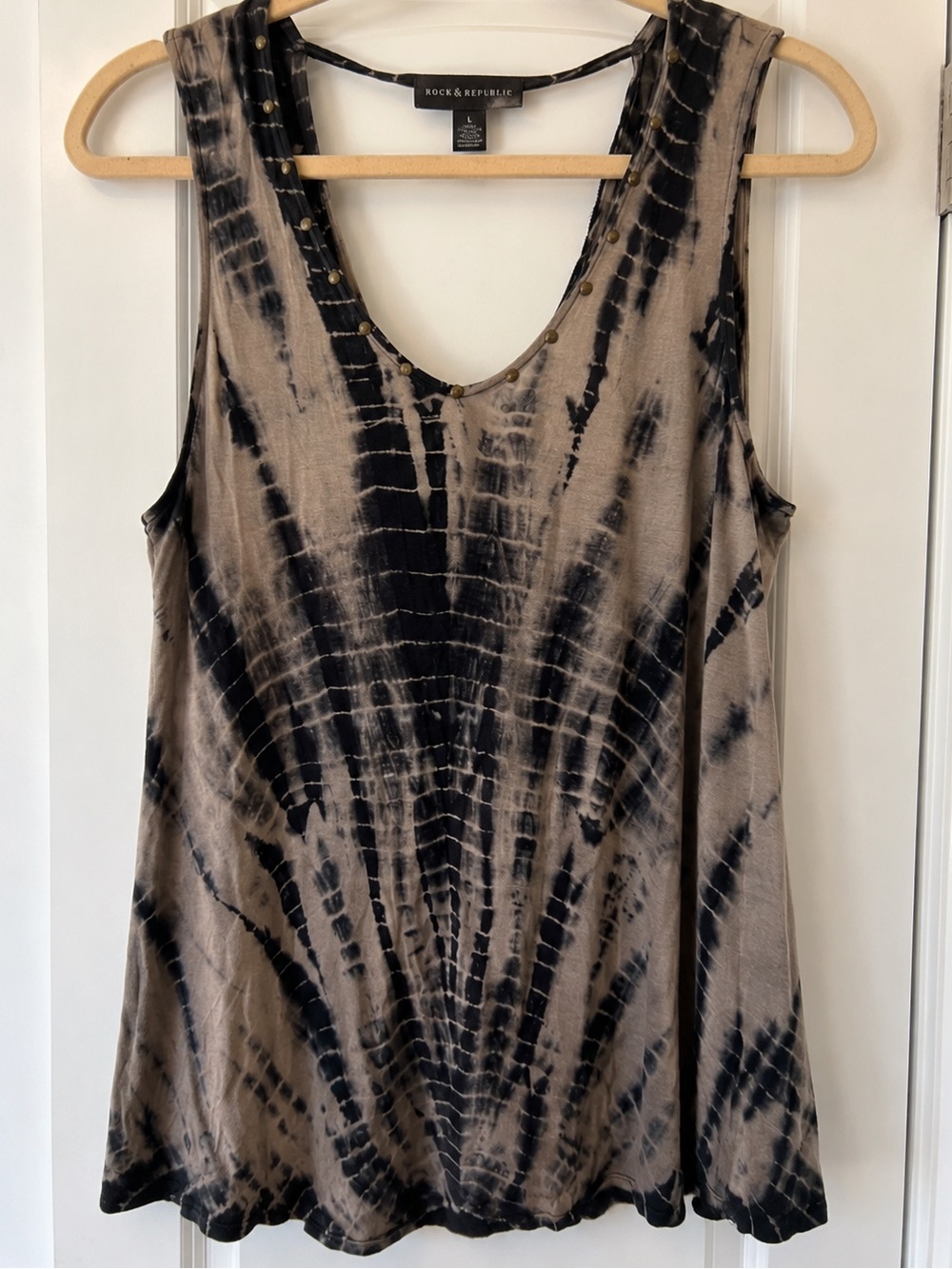 Rock & Republic Black and Gray Tie-Dye Scoop Neck Tank
